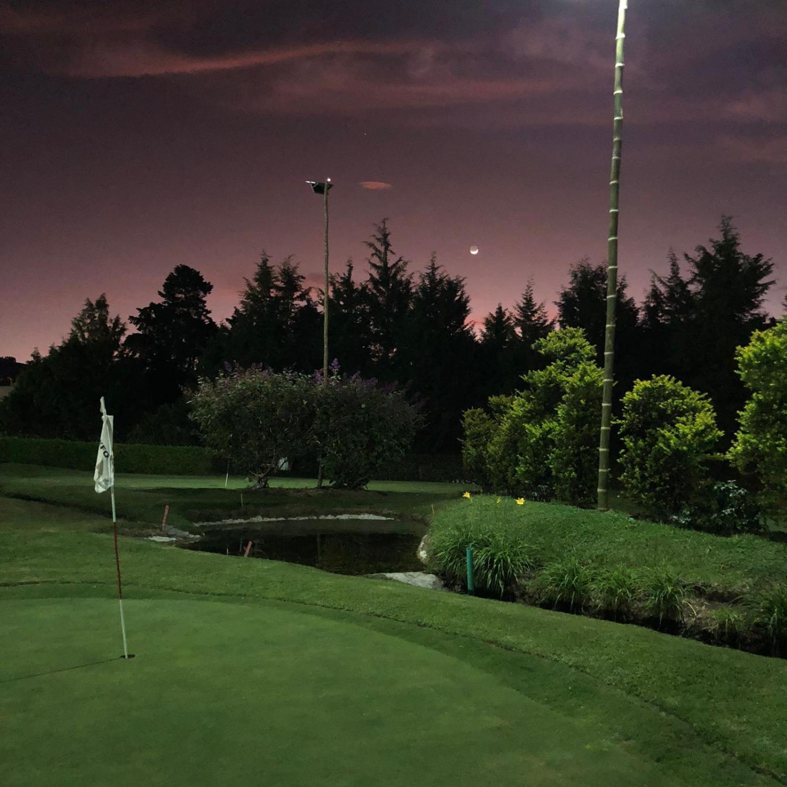 Hotel & Golf Isak Aeropuerto Rionegro Kültér fotó