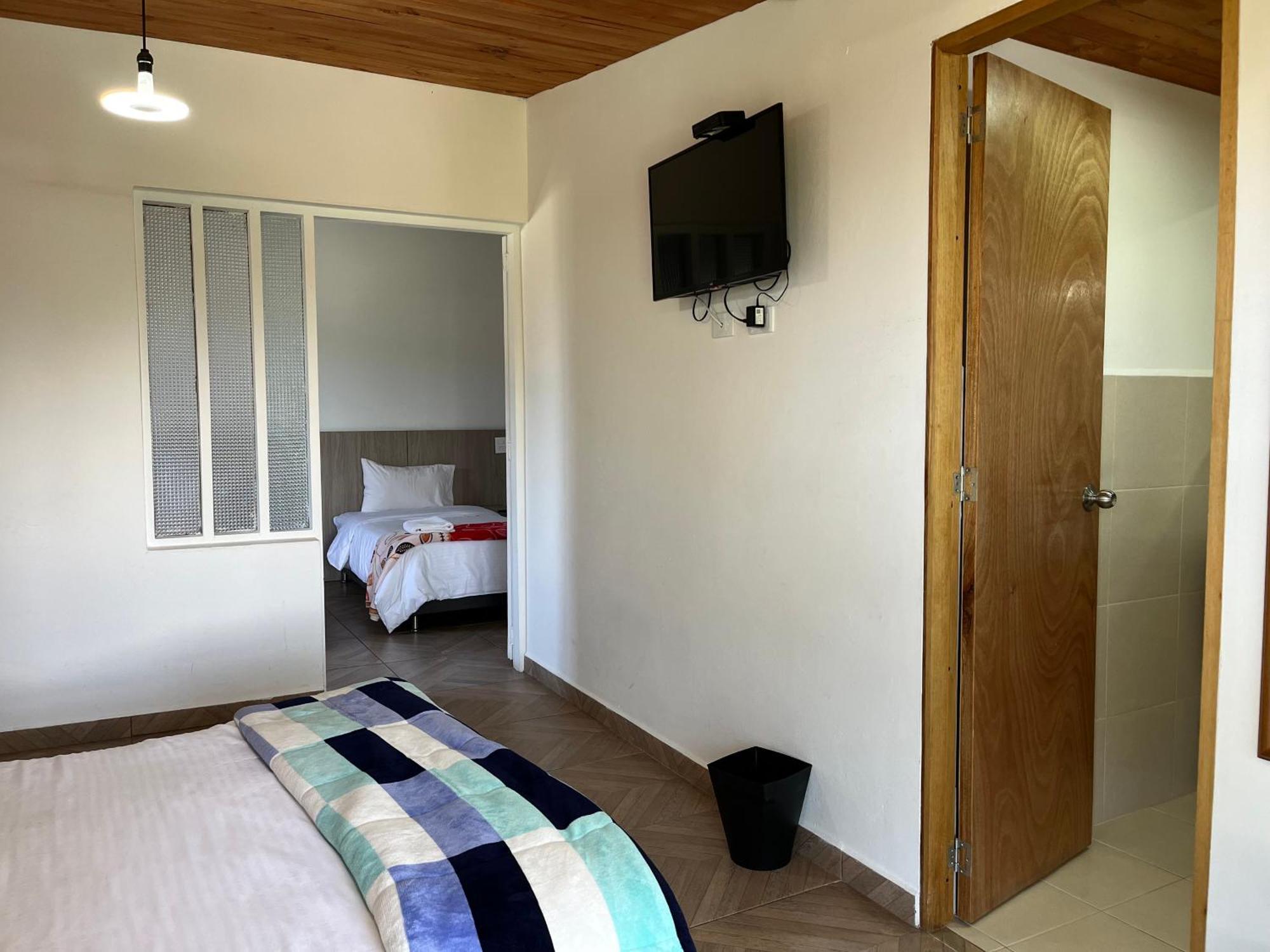 Hotel & Golf Isak Aeropuerto Rionegro Kültér fotó
